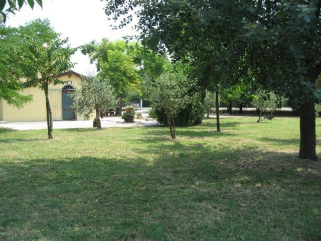 Al Parco Bed & Breakfast ราเวนนา ภายนอก รูปภาพ